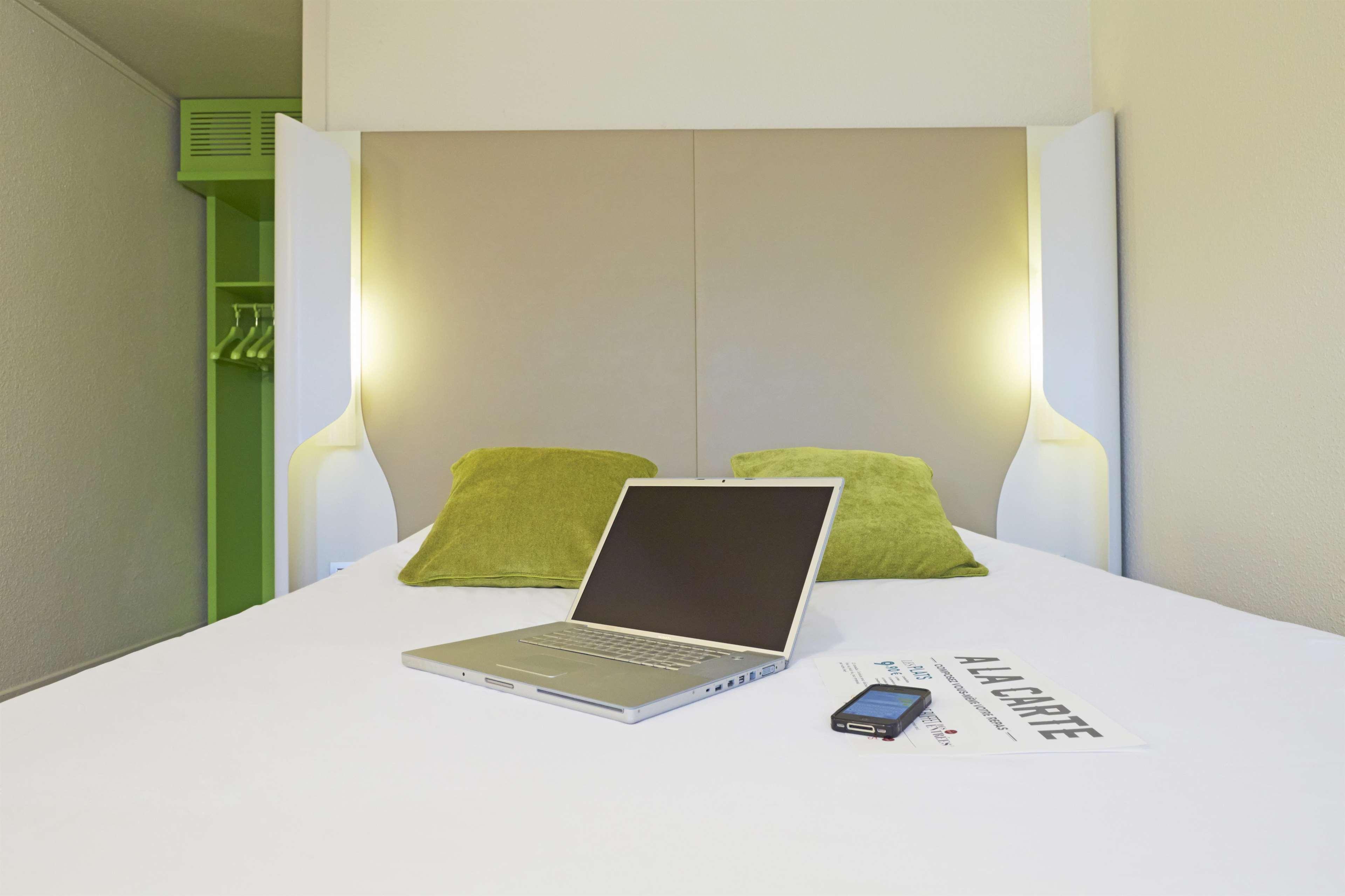 Campanile Lens Hotel Екстериор снимка