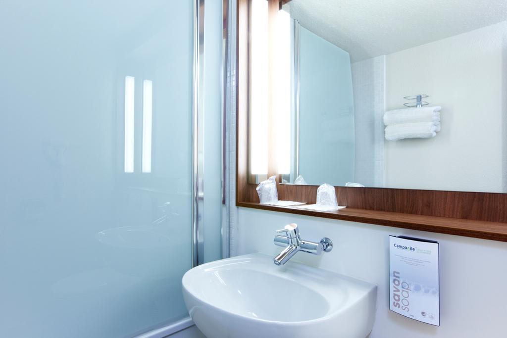 Campanile Lens Hotel Стая снимка
